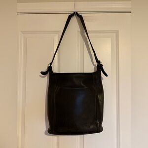 Vintage Coach 9060 Black Leather Shoulder Bag
